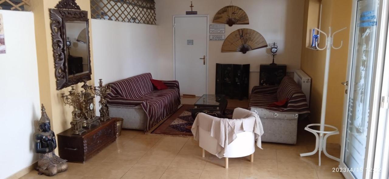 Hotel Konstantina Rodopoli ภายนอก รูปภาพ