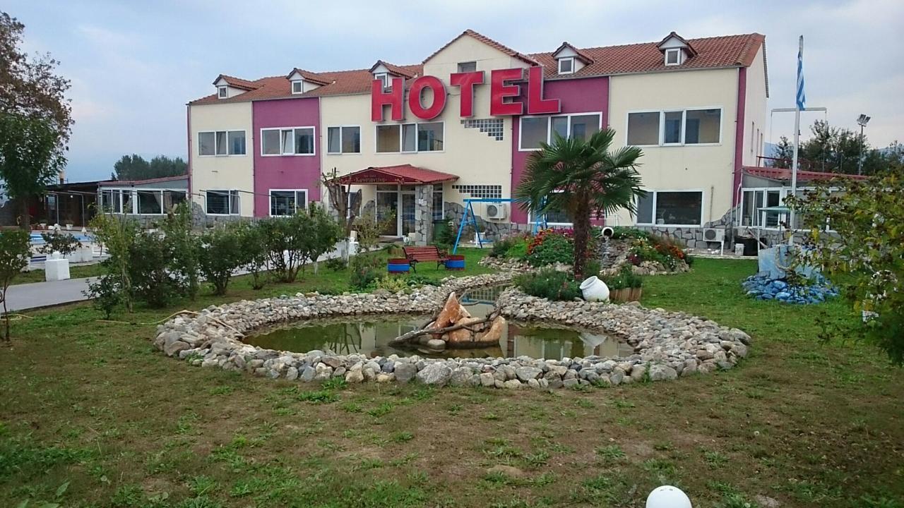 Hotel Konstantina Rodopoli ภายนอก รูปภาพ